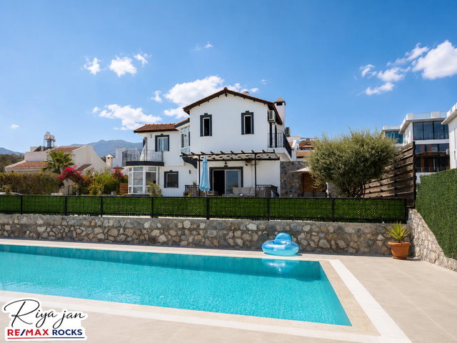 ESENTEPE’DE ZARİF 3+1 VİLLA  | PANORAMİK DENİZ MANZARASI & ORTAK HAVUZ | SUN VALLEY’E ADIM MESAFESİ