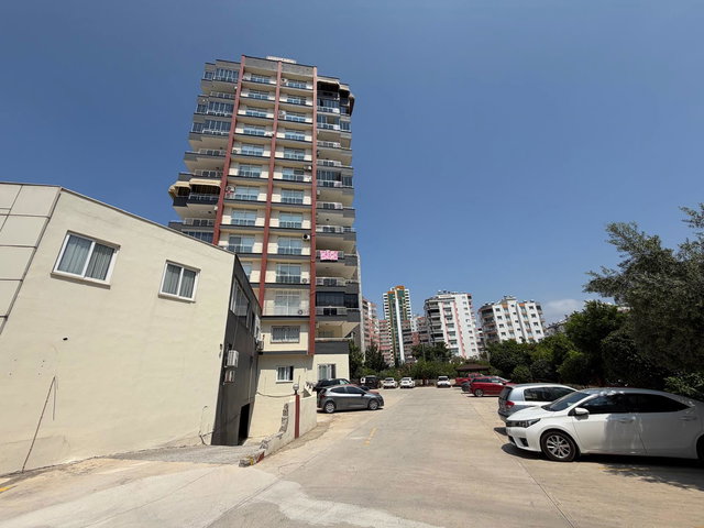 REMAX RİNA'DAN ACİL SATILIK GENİŞ FERAH 1+1