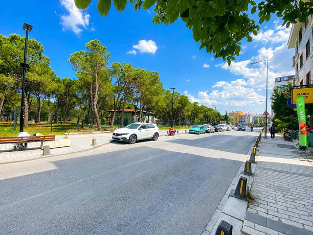 ÇEKMEKÖY MILLET BAHÇESI KARŞISI 2+1 SATILIK DAIRE