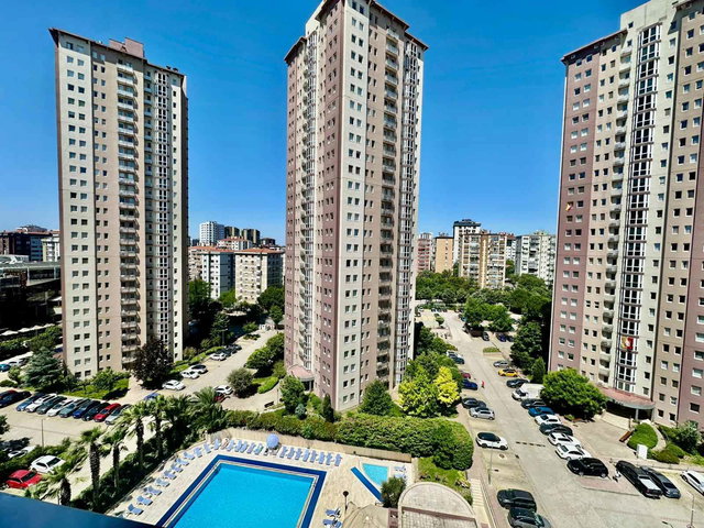 BAYTUR KOZYATAĞI KONUTLARINDA YÜKSEK KATTA FERAH SATILIK 4+1