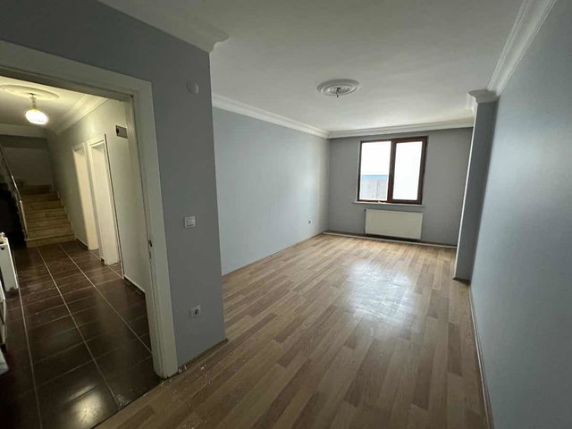 KAĞITHANE MERKEZ MAHALLESI'NDE GENIŞ KULLANIM ALANINA SAHIP 3+1 DUBLEKS