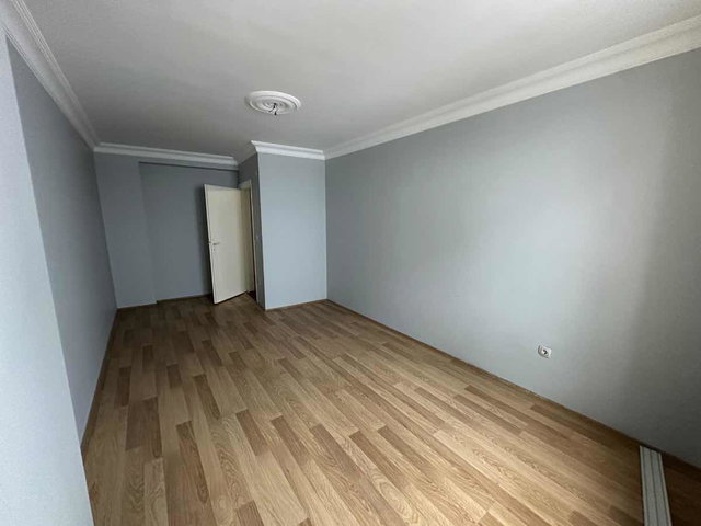 KAĞITHANE MERKEZ MAHALLESI'NDE GENIŞ KULLANIM ALANINA SAHIP 3+1 DUBLEKS
