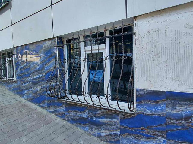 BAŞAKŞEHIR GÜVERCINTEPE DE FERAH YÜKSEK BODRUM SATILIK 1+1