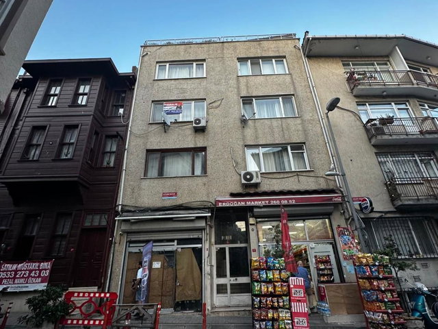 BEŞİKTAŞ ÇARŞI MERKEZDE KİRALIK 2+1 DAİRE