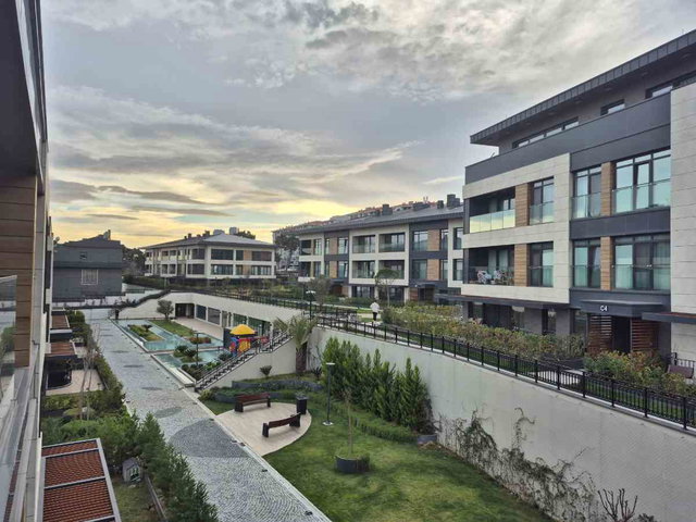 SELENİUM PARK 3+1 İLAVE ÇAMAŞIR ODALI