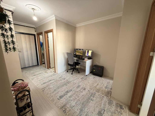 PENDİK GÜLLÜBAĞLAR'DA METROYA HASTANEYE YAKIN 3+1 DAİRE