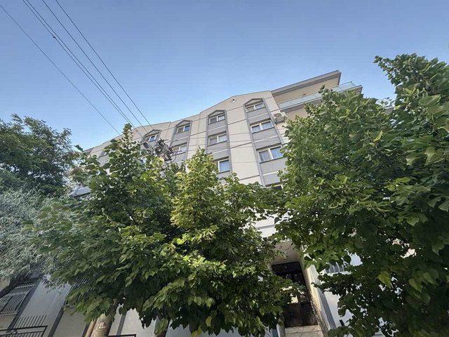 33 BUCA ATATÜRK MAHALLESİ GENİŞ 4+1 TADİLATLI SATILIK DAİRE