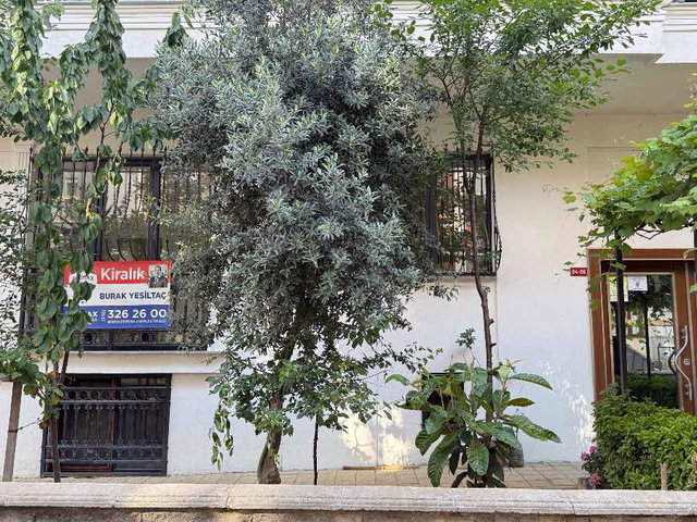 KARTAL ATALAR GENÇ BİNADA OTOPARK VE DEPOLU KİRALIK 2+1 DAİRE