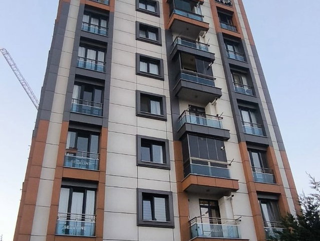 ACILLL REMAX PRO BÜŞRA'DAN E-5 E YÜRÜME MESAFESINDE 2+1 SATILIK DAIRE