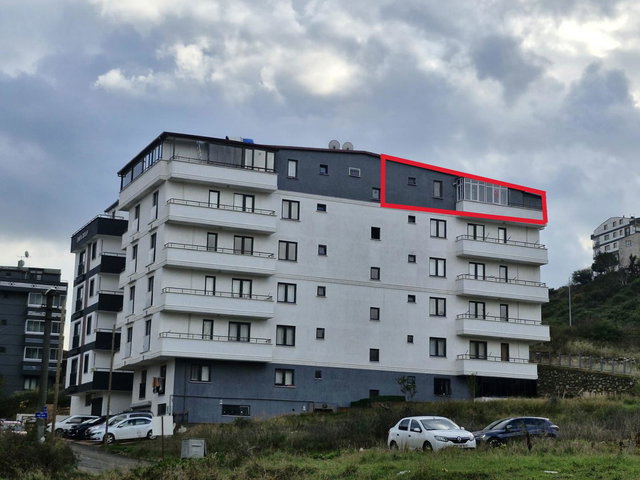 GEBZE İSTASYON MAH.’DE 2022 YAPIMI, EN ÜST KAT 2+1 BALKONLU DAİRE | KREDİYE UYGUN