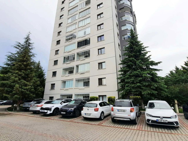 PARK CADDESİ ATABİLGE SİTESİNDE GÜNEY-DOĞU CEPHE 4+1  BOŞ  SATILIK DAİRE