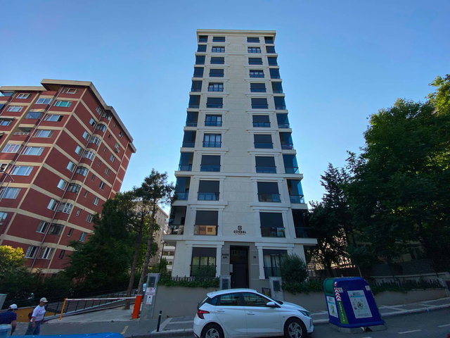 BURCU AYDENİZ'DEN BOSTANCI'DA SATILIK 3+1 GENİŞ VE MODERN DAİRE
