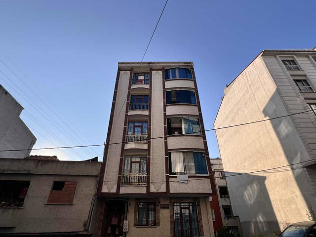 SELAHATTİN EYYUBİ MAH 3+1 BALKONLU GENİŞ FERAH AYDINLIK DAİRE