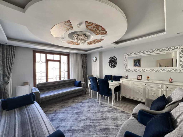 SELAHATTİN EYYUBİ MAH 3+1 BALKONLU GENİŞ FERAH AYDINLIK DAİRE