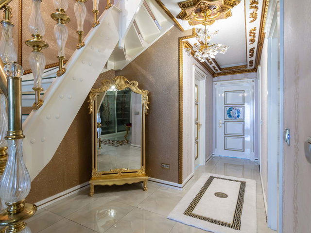 MAYBAK SITESI LÜKS DUBLEKS 6+2 SATILIK DAIRE