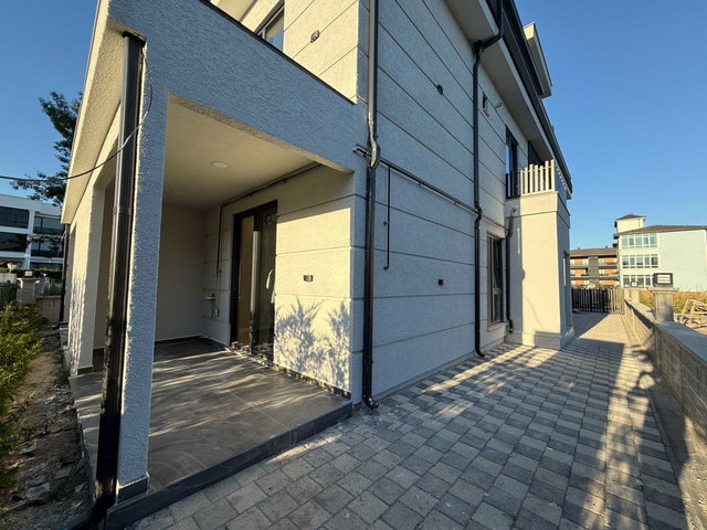 REMAX SOFT BARIŞ BAŞOL'DAN SERDİVAN YAZLIK'TA TRIPLEX VİLLA