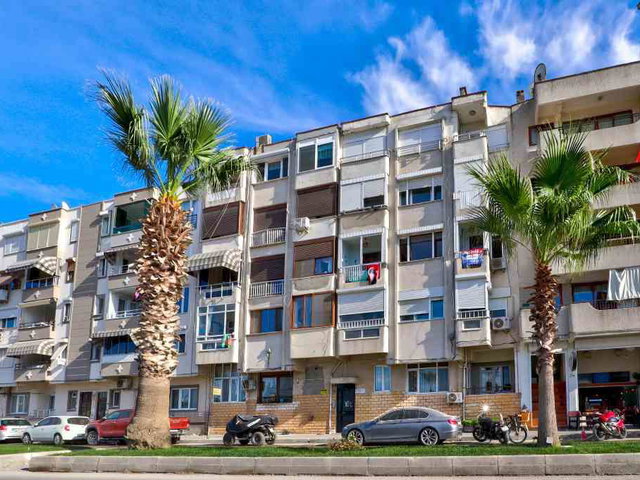 DİKİLİDE  DENİZE SIFIR SEZONLUK KİRALIK DAİRE