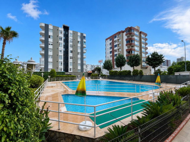 REMAX RİNA'DAN AKDENİZ MAH.DE SİTE İÇERİSİNDE FIRSAT 3+1