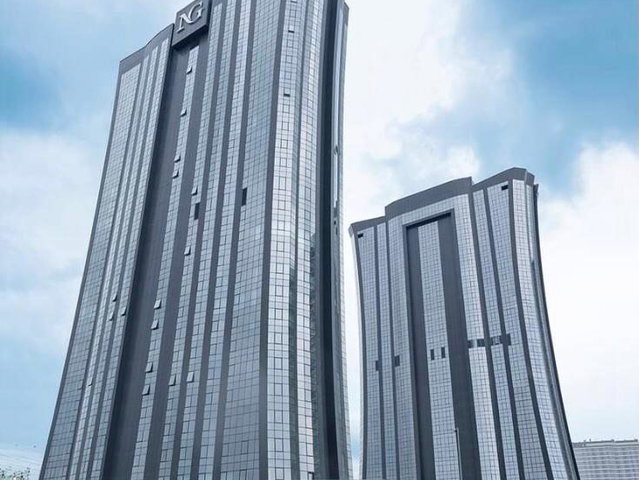 REMAX EBRU'DAN METRO DURAĞI YANINDA NG REZİDANS'TA EŞYASIZ 1+1