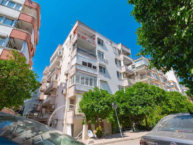 GENÇLİK MAHALLESİ'NDE SATILIK DAİRE 3+1 DAİRE