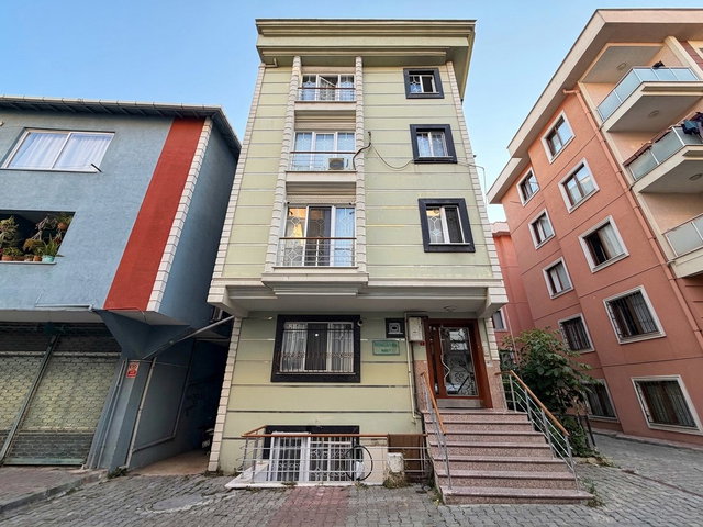 CUMHURİYET MAHALLESİ'NDE FULL EŞYALI 2+1 KİRALIK DAİRE