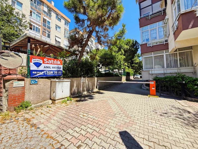 REMAX MASA ALTUNİZADE SİTE 62 DEĞERLİ KONUMDA 3+1 SATILIK DAİRE