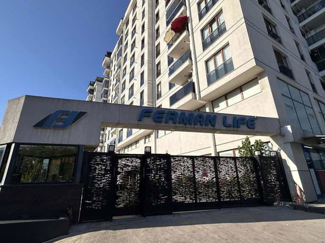 E5 PENDİK METRO DURAĞI DİBİNDE FERMAN LİFE SİTESİNDE SATILIK 2+1 DAİRE