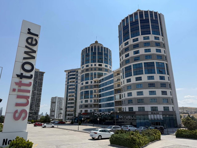 KONUTKENT MAH SUİT TOWER''DA ARA KAT SATILIK 1+1 DAİRE