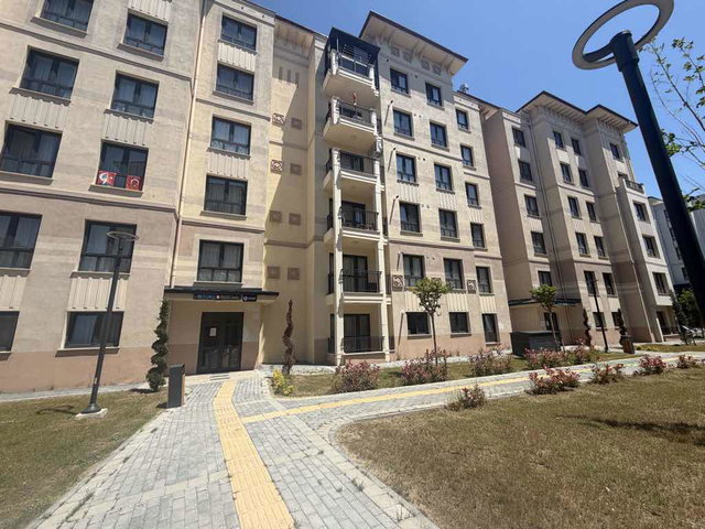 REMAX KAYA ESENLER 15 TEMMUZ TOKİ EVLERİNDE 2+1 SATILIK DAİRE