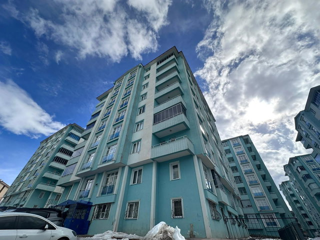 REMAX İLKE'DEN HİLALKENT'TE SATILIK 3+1 YÜKSEK GİRİŞ KAT DAİRE