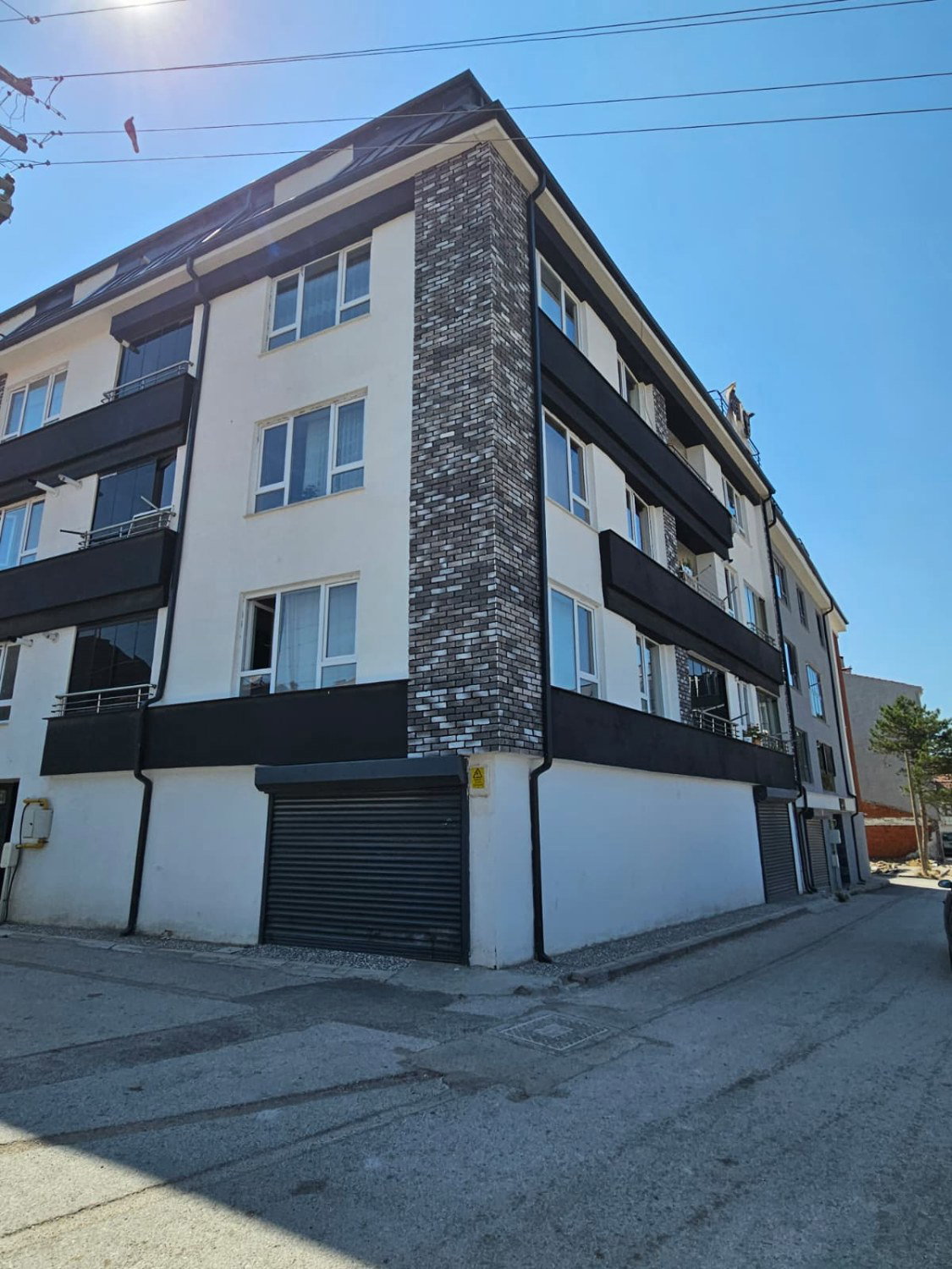 REMAX MOD'DAN ŞİRİNTEPE'DE SATILIK 1+1 AYRI MUTFAKLI DAİRE
