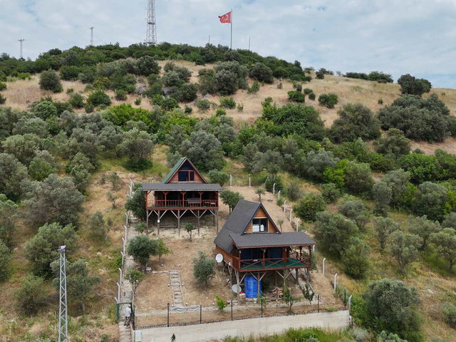 GEYVE EPÇELER’DE MANZARALI 503 M² ARSA İÇINDE 2 RESMI BUNGALOV