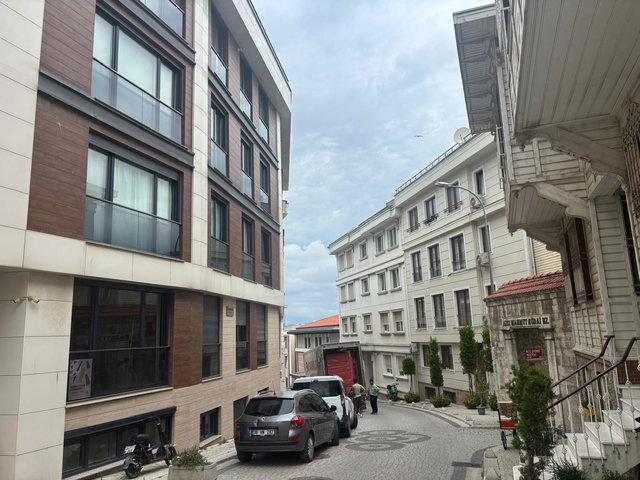REMAX ASHILL ÜSKÜDAR AZIZ MAHMUT SATILIK 3+1 DAIRE