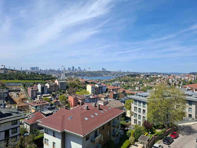ÜSKÜDAR BURHANİYE’DE BOĞAZ MANZARALI 6+1 DUBLEKS SATILIK DAİRE
