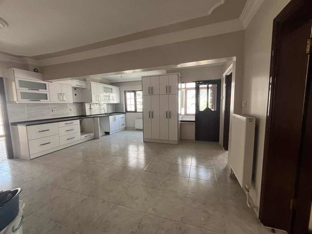 ADAPAZARI’NDA 3+1 | 155 M² BRÜT | 2. KAT | BALKONLU | KREDİYE UYGUN DAİRE