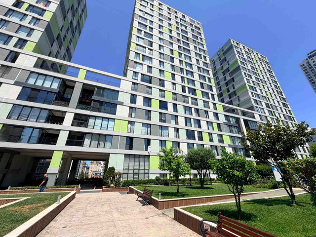 ÜMRANİYE ŞERİFALİ SARİSSA İSTANBUL BOŞ SATILIK 1+1 DAİRE