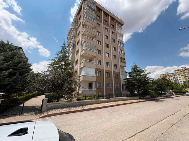 GİMSA PARK AVM YAKINI 2. KATTA 3+1 SATILIK DAİRE !!