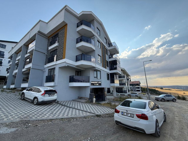 İNCEK BAŞKENT LIFE'DA EŞYALI KİRALIK 1+1 ARA KAT DAİRE