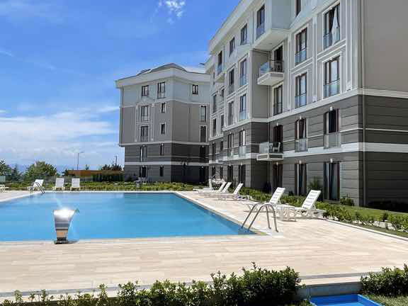 PENDİK’TE SİTE İÇİNDE SIFIR 2+2 BAHÇE KATI | 187 M² NET | YERDEN ISITMA