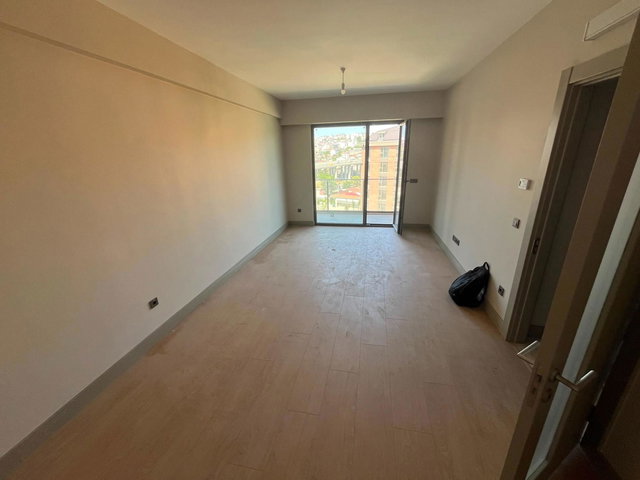 FOREV MODERN VADİ SİTESİ'NDE SATILIK 2+1 DAİRE