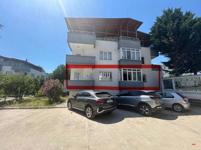 RE/MAX ŞEHİR YALOVA'DAN ADNAN MENDERES 'DE 3+1 KİRALIK DAİRE