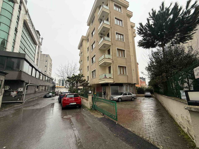 ATAŞEHIR TAPU MÜDÜRLÜĞÜ ARKASI 3+1 FERAH SATILIK DAIRE