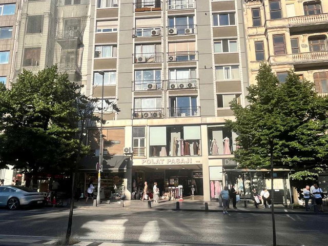 HALASKARGAZİ CADDESİ POLAT PASAJINDA 2+1 KİRALIK DAİRE