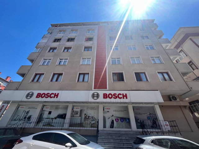 ORHANTEPE MAHALLESINDE ULAŞIMA YAKIN TADILATLI NENIŞ 2+1 SATILIK DAIRE