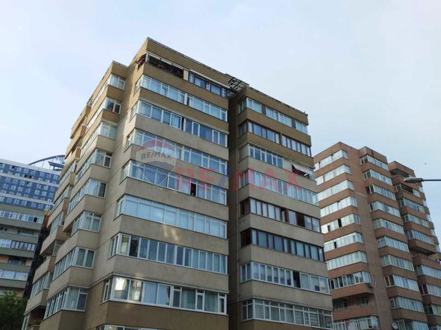 KADIKÖY MERDİVENKÖY METROYA YAKIN 3+1 KİRALIK DAİRE