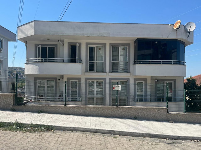 REMAX MAVİDEN KEMALPAŞA'DA KİRALIK EŞYALI 2+1 DAİRE