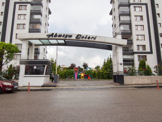 ETİMESGUT AKASYA EVLERİ'NDE KİRALIK 4+1 DAİRE