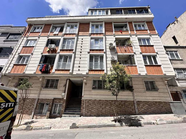 BAĞCILAR’DA 2016 YAPIMI 3+1 | 130 M² BRÜT | SON KAT (3/3) | BALKONLU | KREDİYE UYGUN
