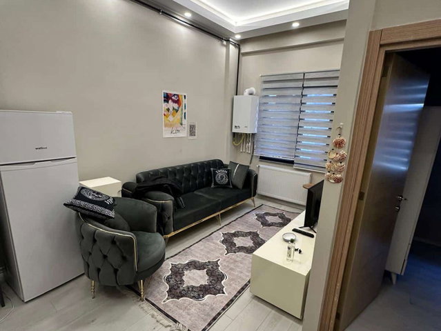 MECİDİYEKÖY METRO'YA 15 DK YÜRÜME MESAFESİNDE FUL EŞYALI 1+1 KİRALIK