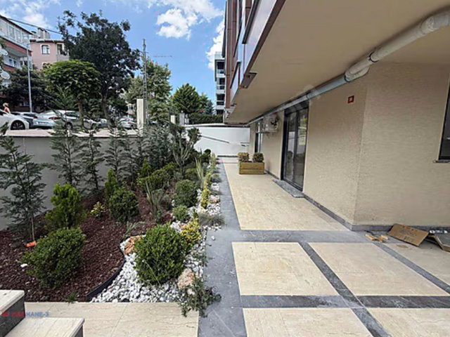 BAHÇELIEVLER MERKEZDE YENI SATILIK 2+1 DAIRE